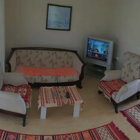 Villa Roza Villas *